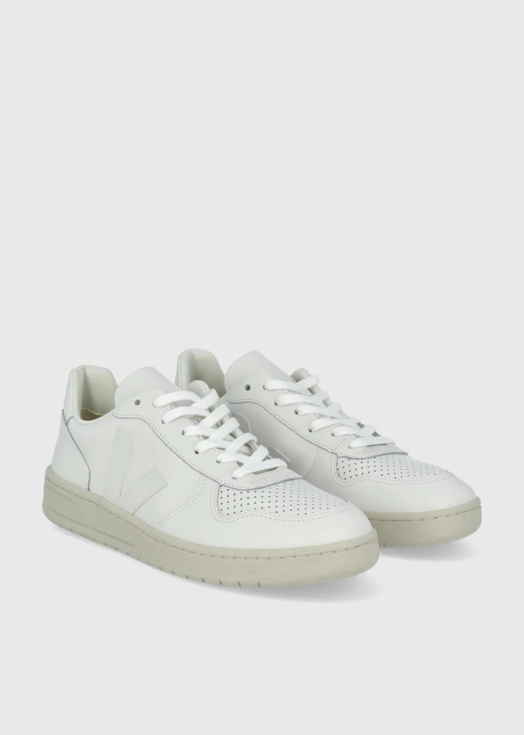 Veja Sneakers V-10 ChromeFree VJA-ZCV10