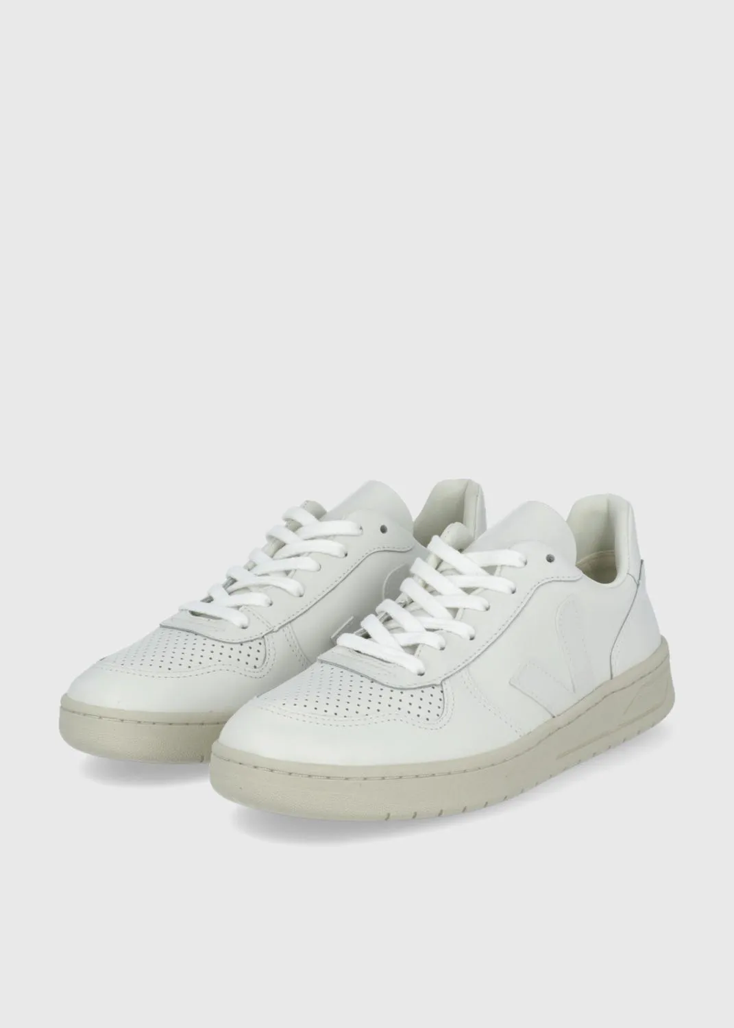 Veja Sneakers V-10 ChromeFree VJA-ZCV10