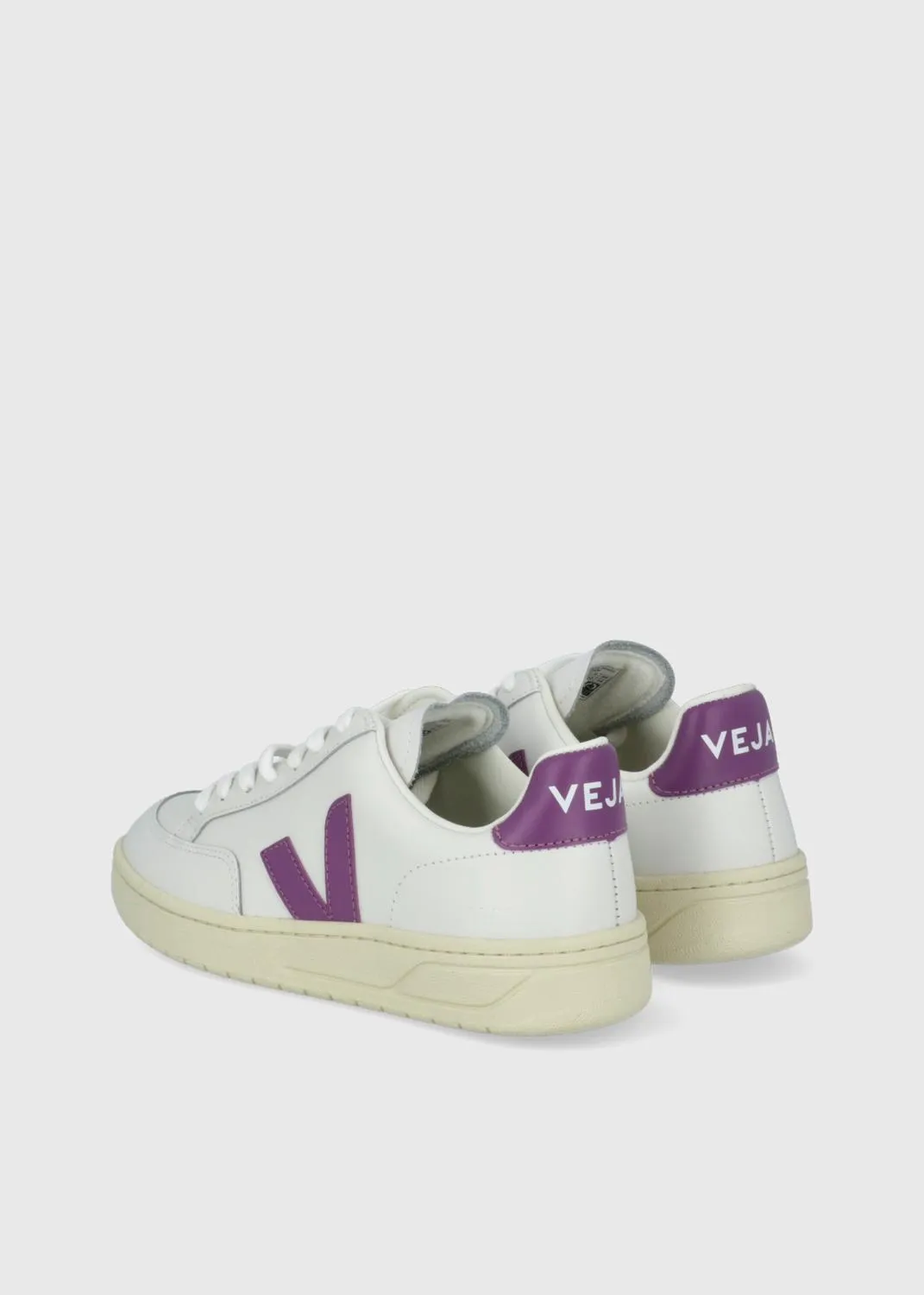 Veja Sneakers VJA-ZDV12